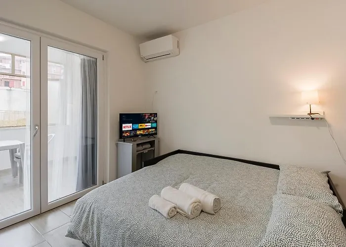 Il Gattino Di Porto 1 - Veranda Piscina Imperia