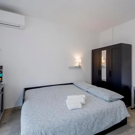 Il Gattino Di Porto 1 - Veranda Piscina Apartman *